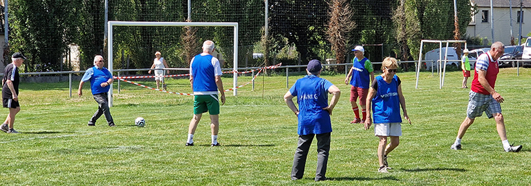 Lire la suite à propos de l’article Rencontre départementale de Foot en marchant