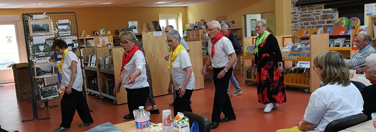 Lire la suite à propos de l’article Danse en ligne à la médiathèque de Guignen