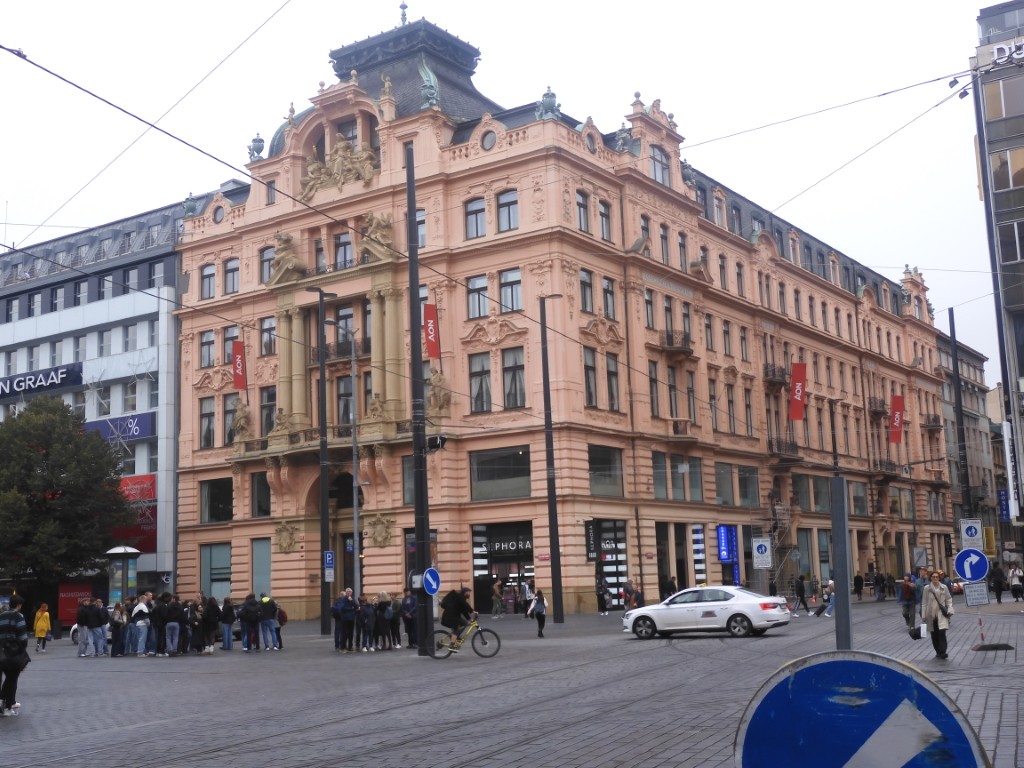 08.10.25 1236 (Site internet)